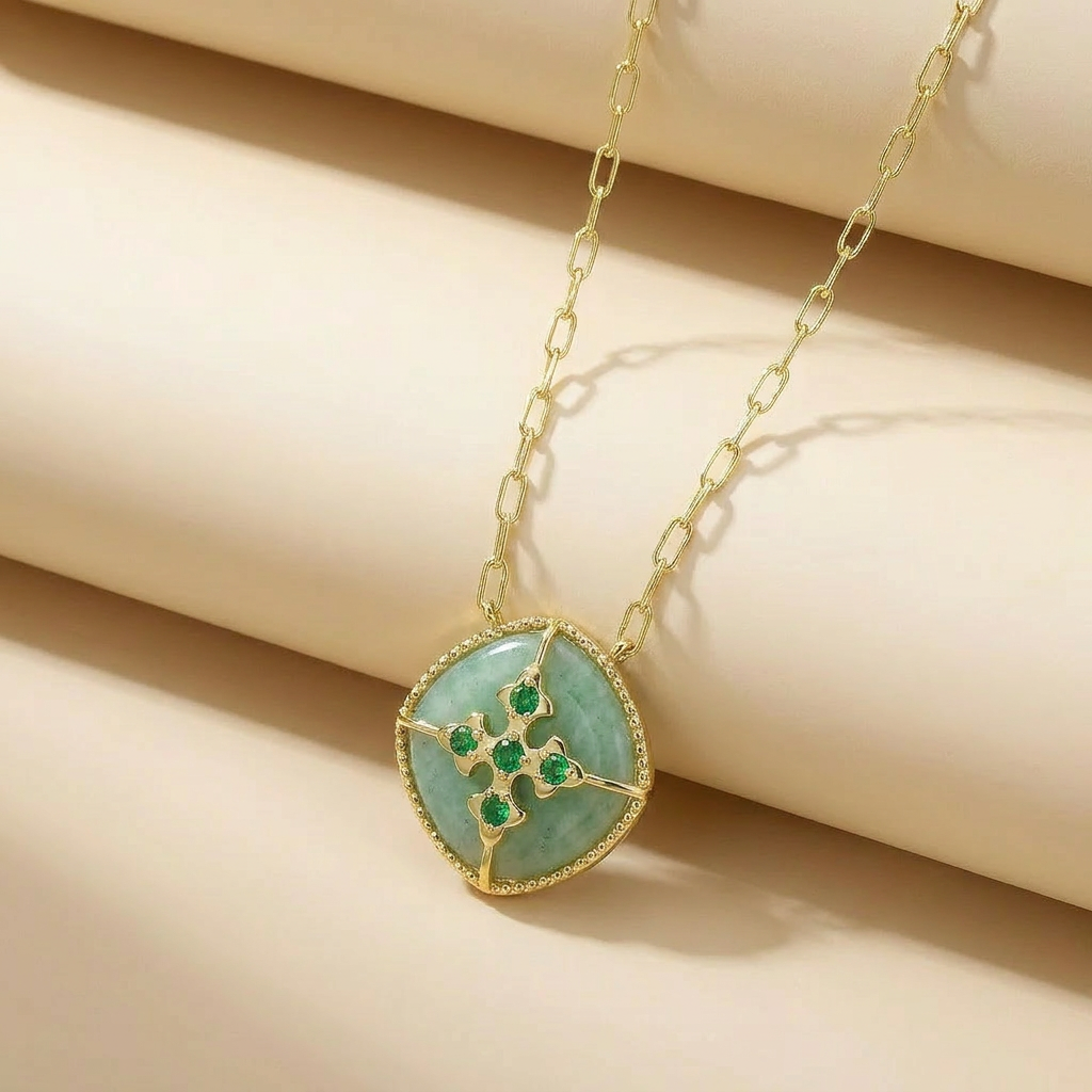 Collier Taboo