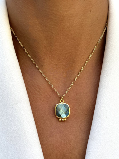 Collier Taboo