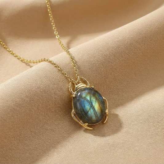 Collier Taboo